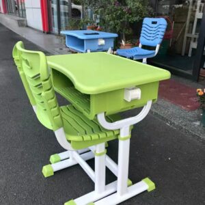 620970484358151875 STUDENT DESK SET