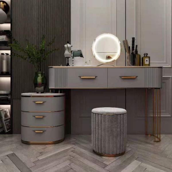DRESSING TABLE