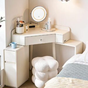 DRESSING TABLE